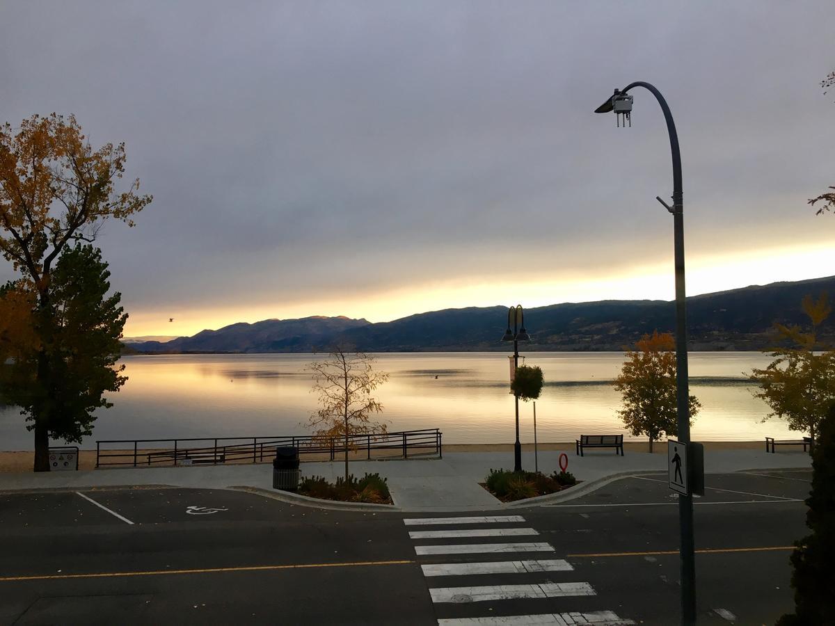 Black Sea Motel Penticton Eksteriør bilde