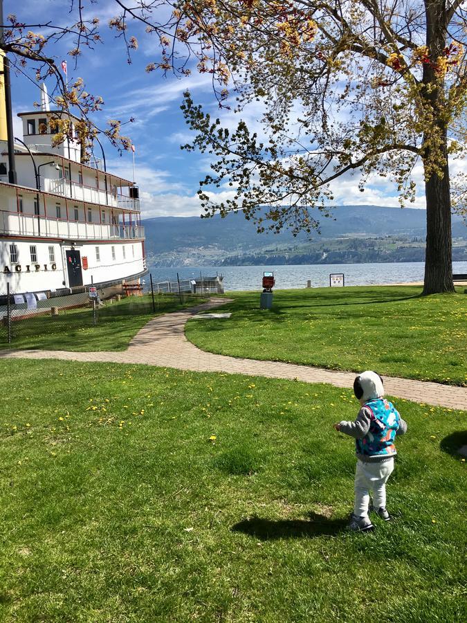 Black Sea Motel Penticton Eksteriør bilde